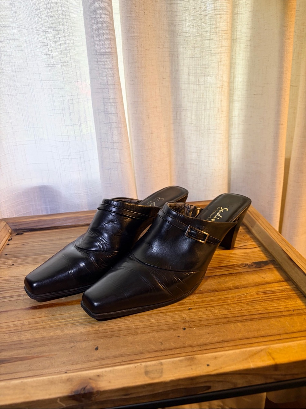 Vintage 90’s Sudini Black Leather Square-Toe Mule Heels, Women’s size 9